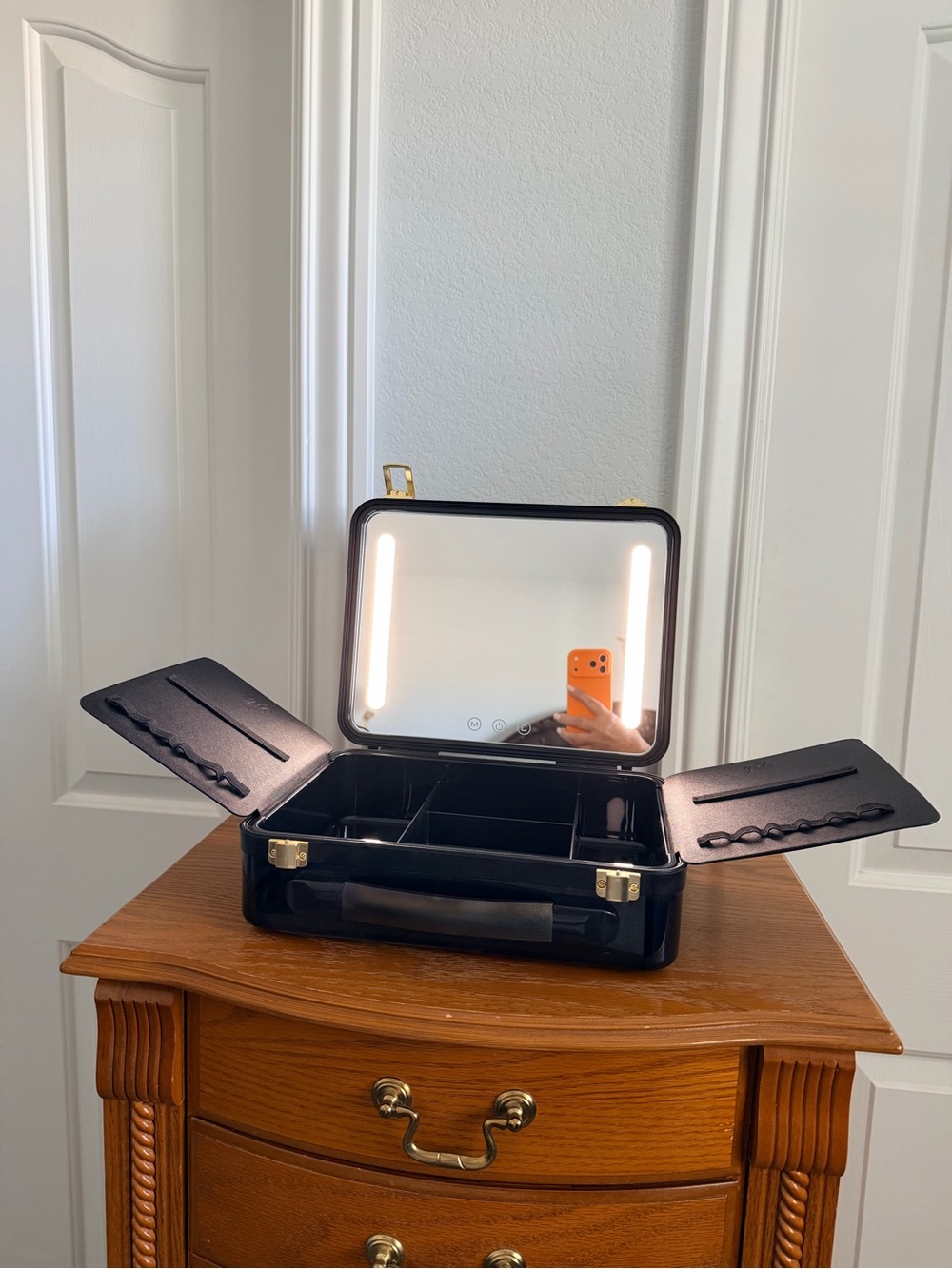 Black Lighted Makeup Case with Mirror